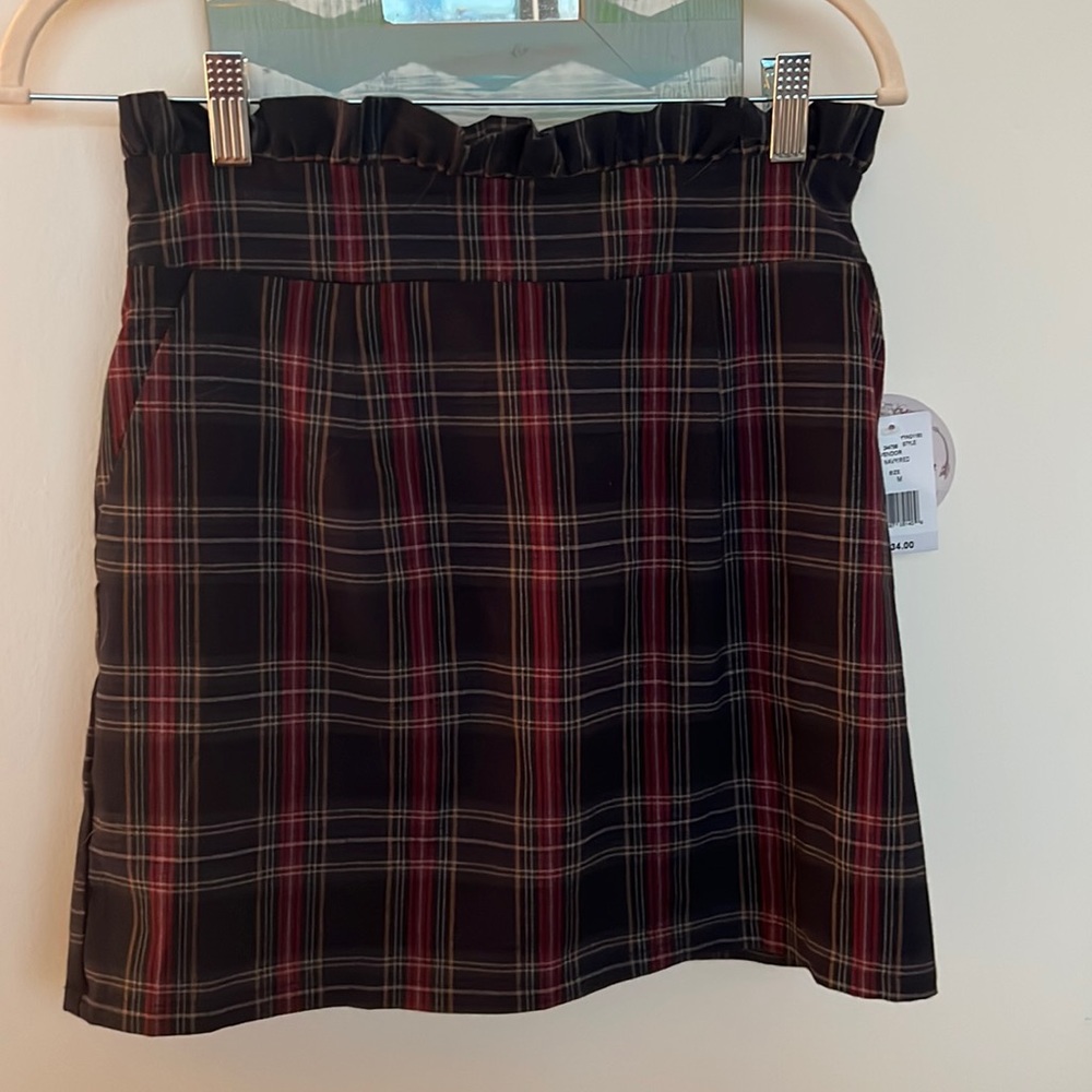 Plaid skirt. NWT